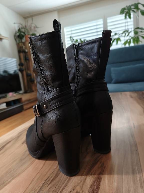 Chaussures femmes: Stiefel – Neuf avec emballage d'origine à Kaisten par lys_zzy8 3