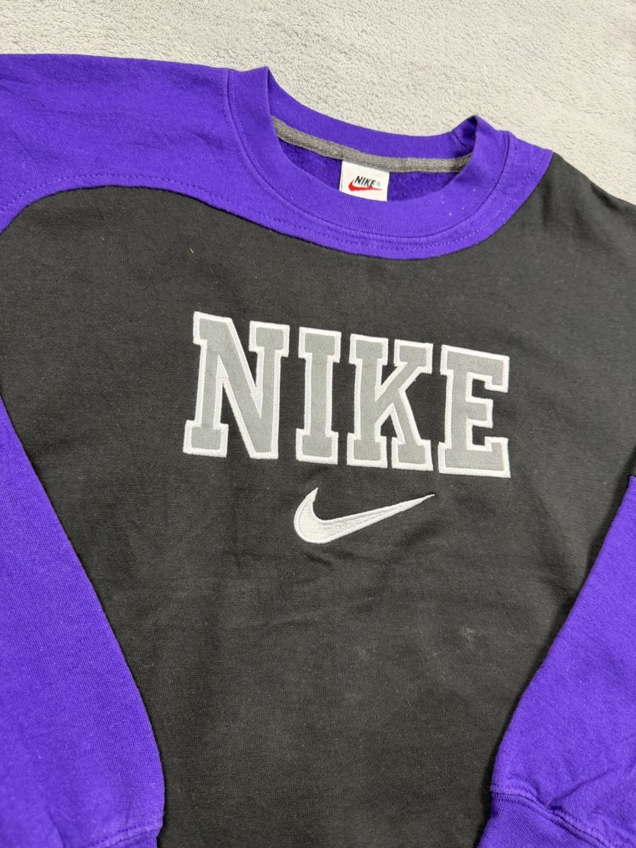 Nike Pullover & Sweatshirts: Nike upcycled sweatshirt – Gebraucht aus Erlinsbach SO von TogaResell 1