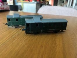 Deux wagons marchandises 