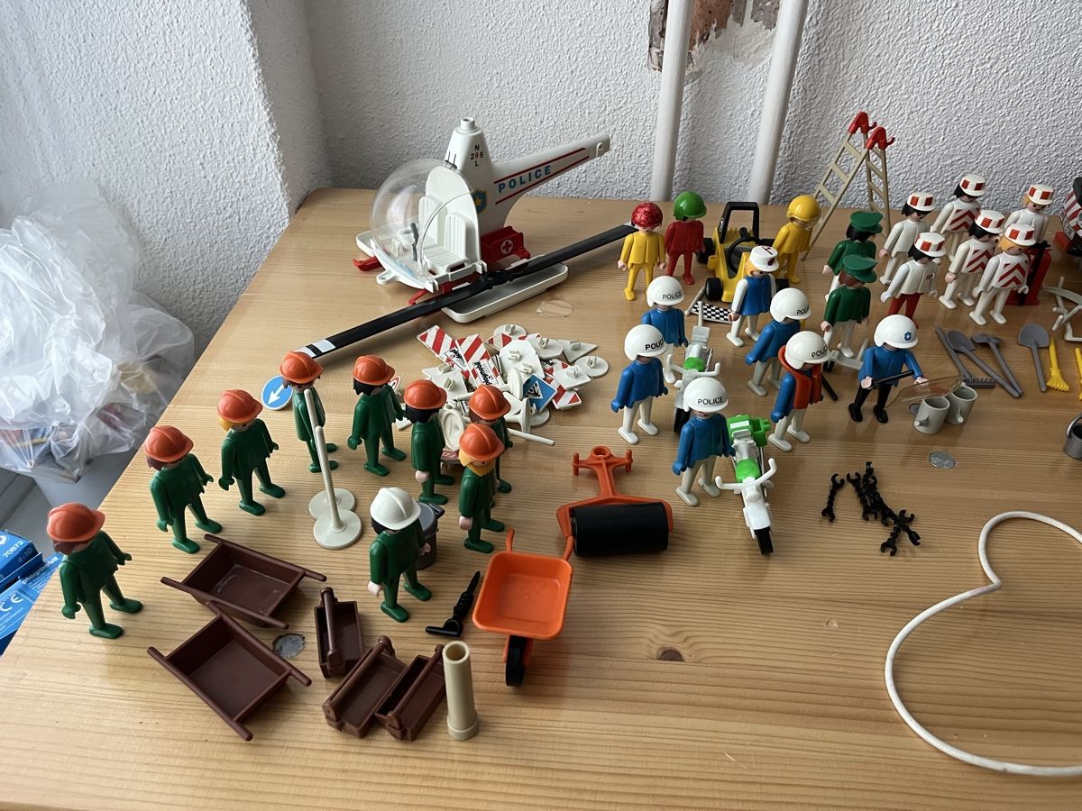 Playmobil Giocattoli: Playmobil Feuerwehr Polizei Bau  – Usato da Frauenfeld venduto da adj04 3