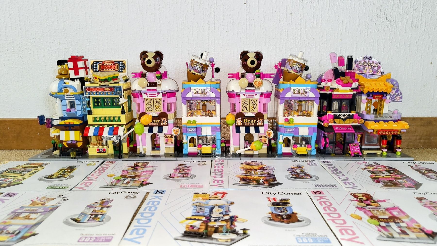 Kit di costruzioni: Keeppley City Corner Building Blocks 8 Sets  – Usato da Glattbrugg venduto da har_jgc7