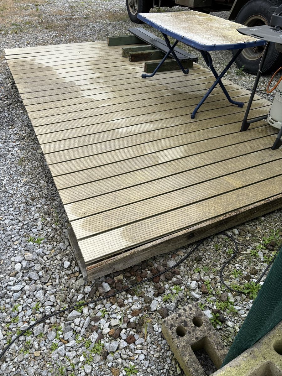 Altro in Decorazioni & Accessori: Podest Gartenpodest Wohnwagenpodest Plattform – Usato da Dietschwil venduto da Weasel44