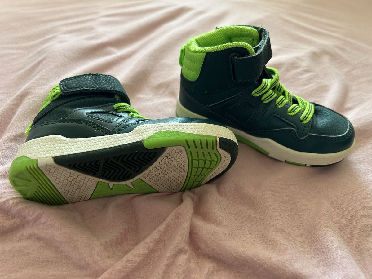 Chaussures garçon: Schuhe Grösse 24 – D'occasion à Sarmenstorf par ramoeneli 1