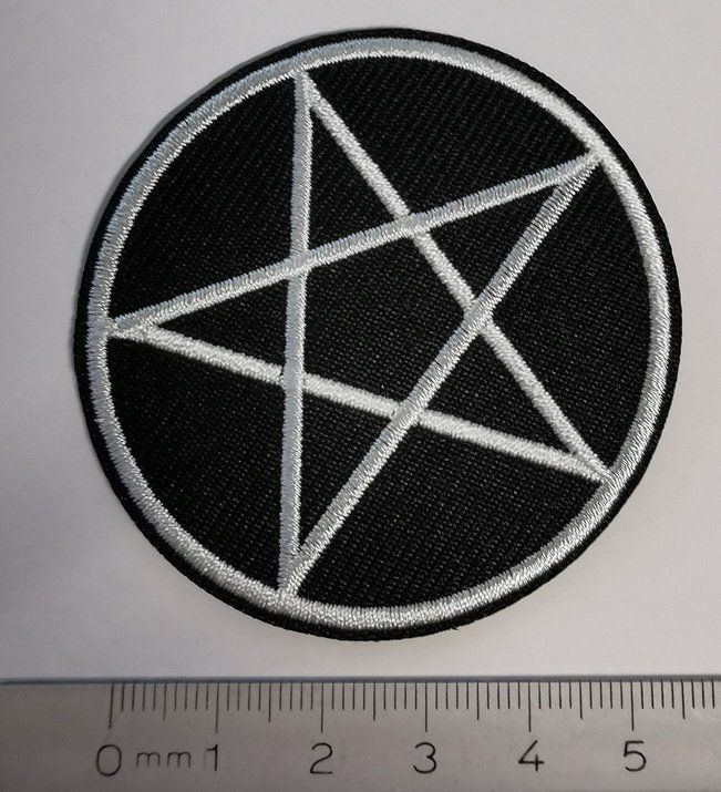 Toppe: Pentagram - Aufnäher (neu) – Nuovo e nell'imballaggio originale da Wilen b. Wollerau venduto da morethanmusic