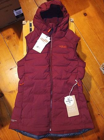 NEUE Daunenweste XS Rab Cubit Stretch
