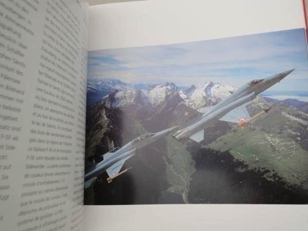 Libri: Pearls of Switzerland - Luftwaffe – Usato da Chur venduto da omonia 8