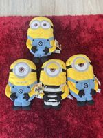 Lot de 4 peluches Minions adorables, neuve