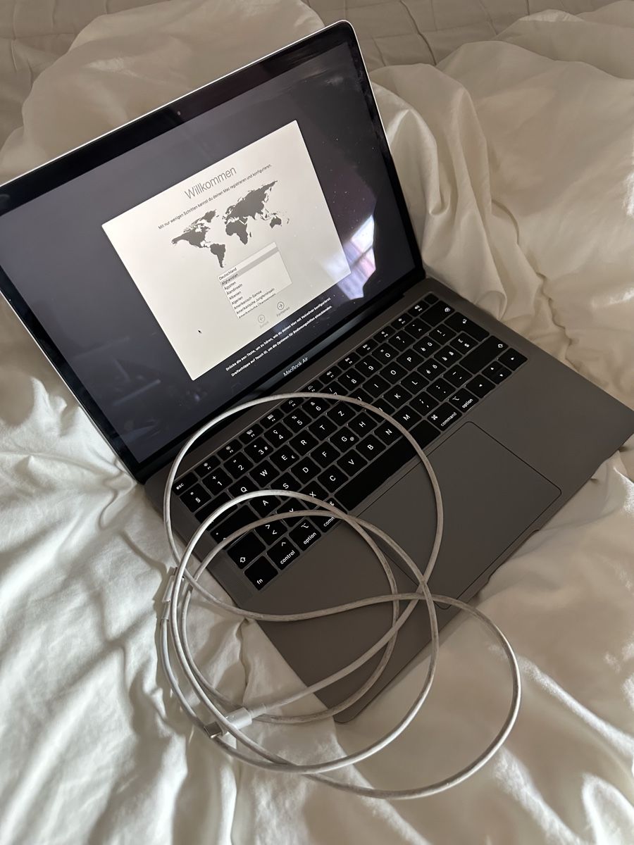 Apple Portables: Apple MacBook Air 13 – D'occasion à Regensdorf par celerina_00 3