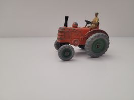 TRACTOR FIELD MARSHALL (DINKY TOYS) 1/43
