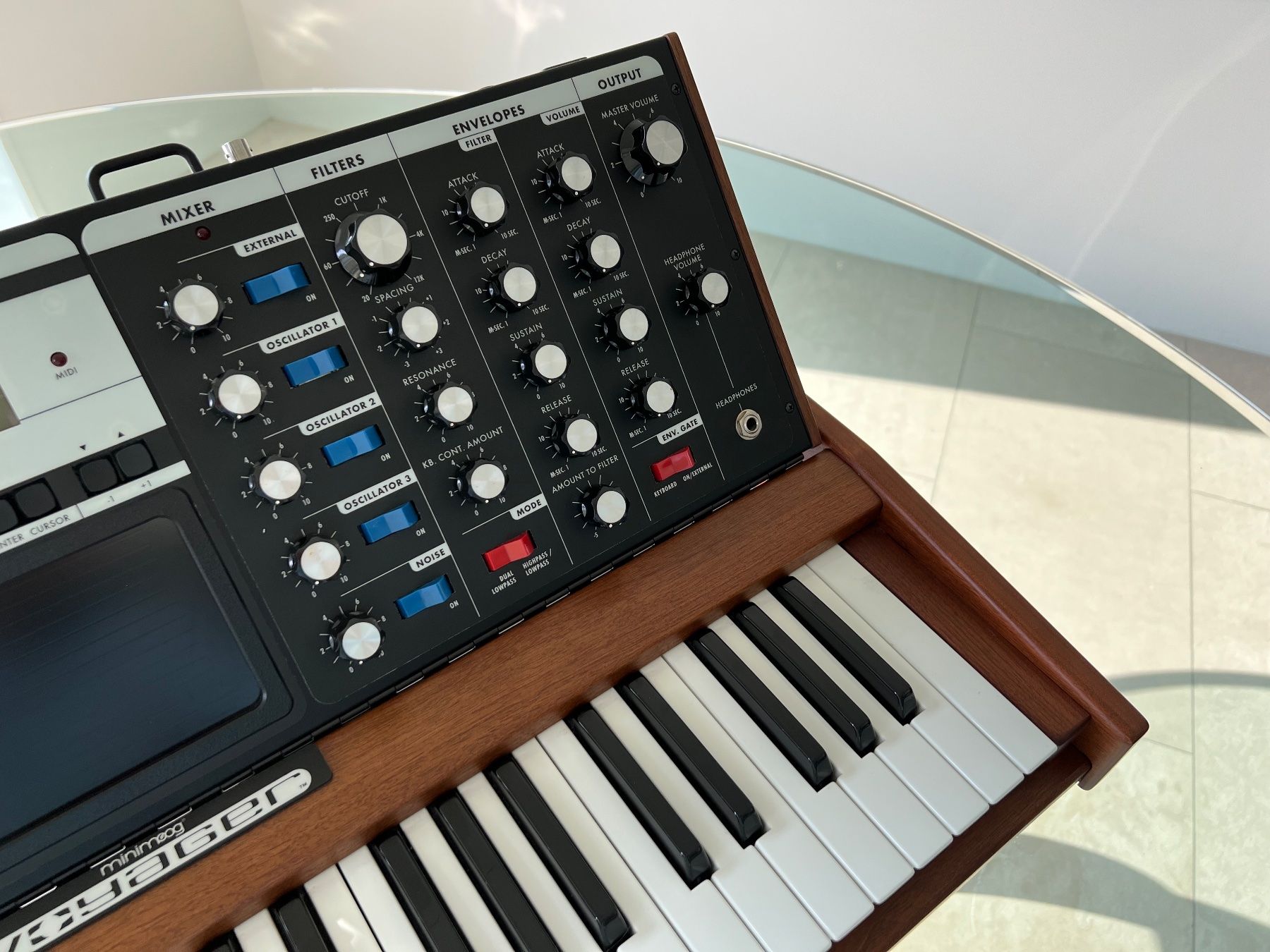 Moog Strumenti musicali: Moog Voyager - Collectors Item – Usato da Meggen venduto da IT4Sale 4