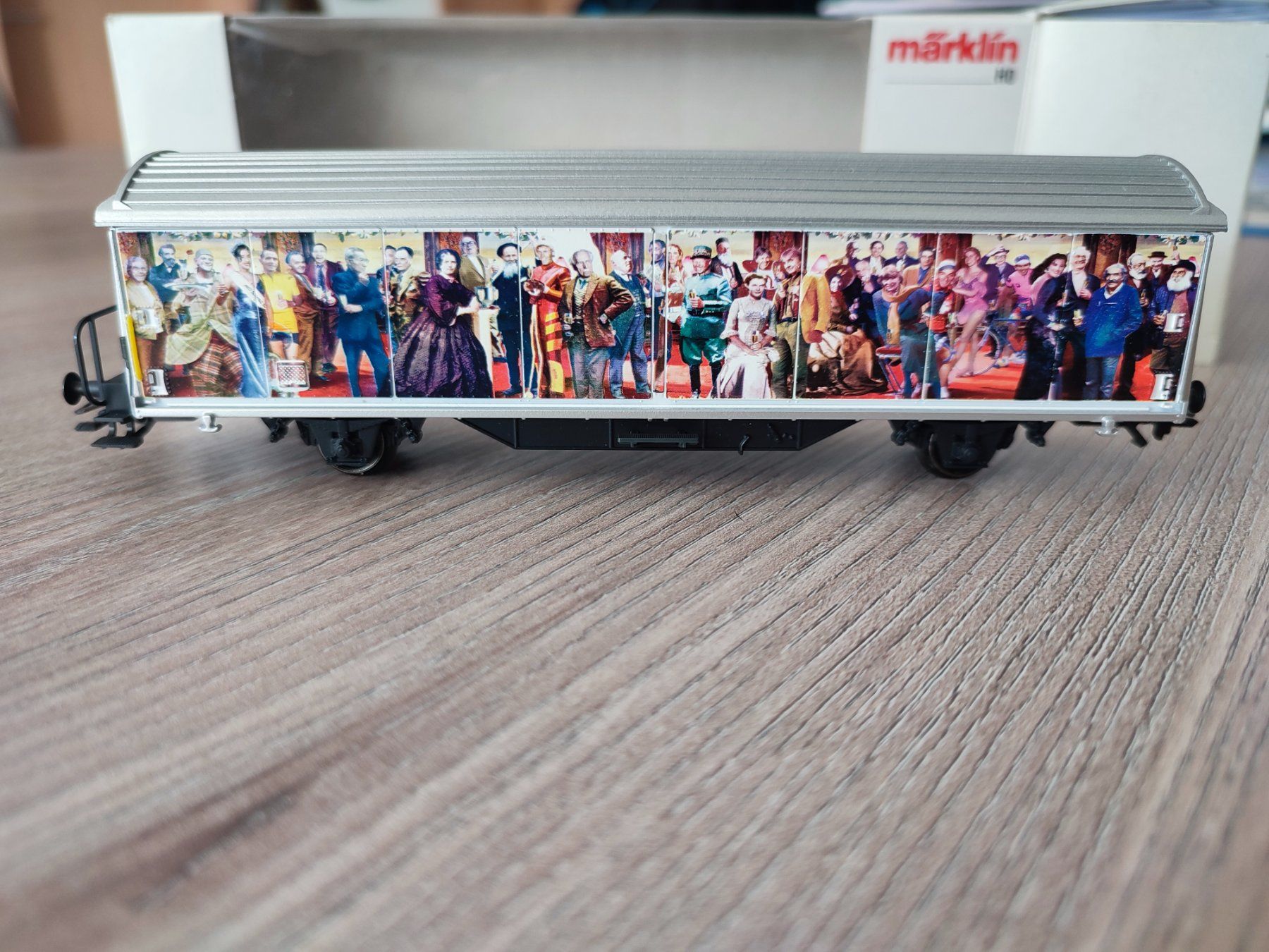 Märklin Modelleisenbahnen: Märklin H0 Güterwagen "Happy Birthday" – Neu und originalverpackt aus Röschenz von elefant91