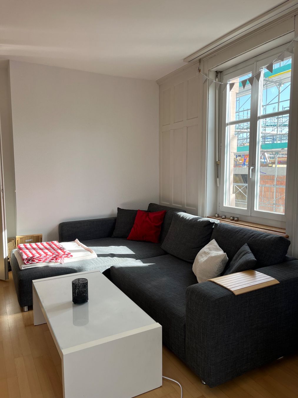 Ikea Sofas: Ikea Sofa grau & riesig – Gebraucht aus St. Gallen von nina.zzh