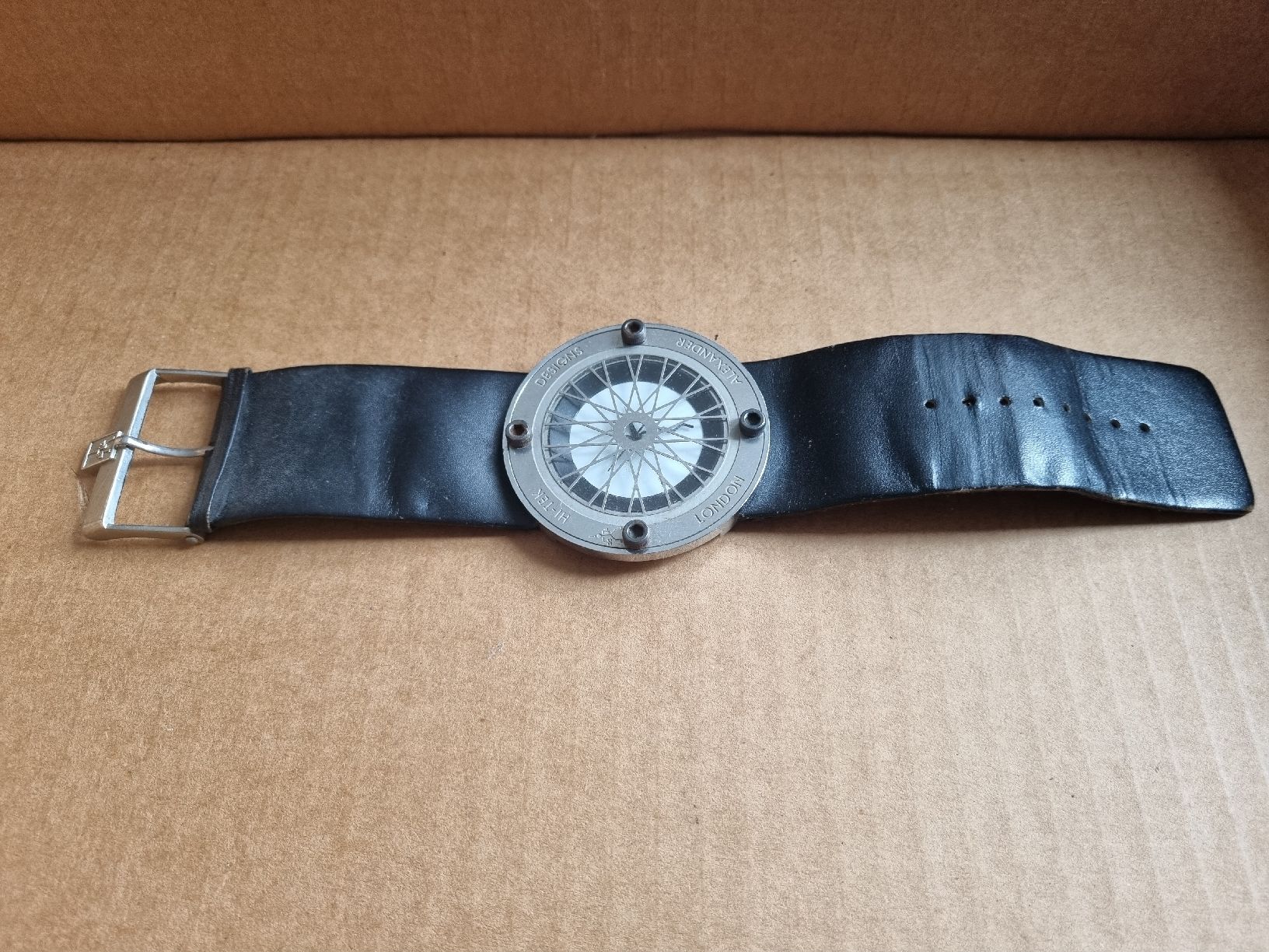 Orologi: HI-TEK DESIGNS ALEXANDER LONDON  – Usato da Schaffhausen venduto da Leveron13 3