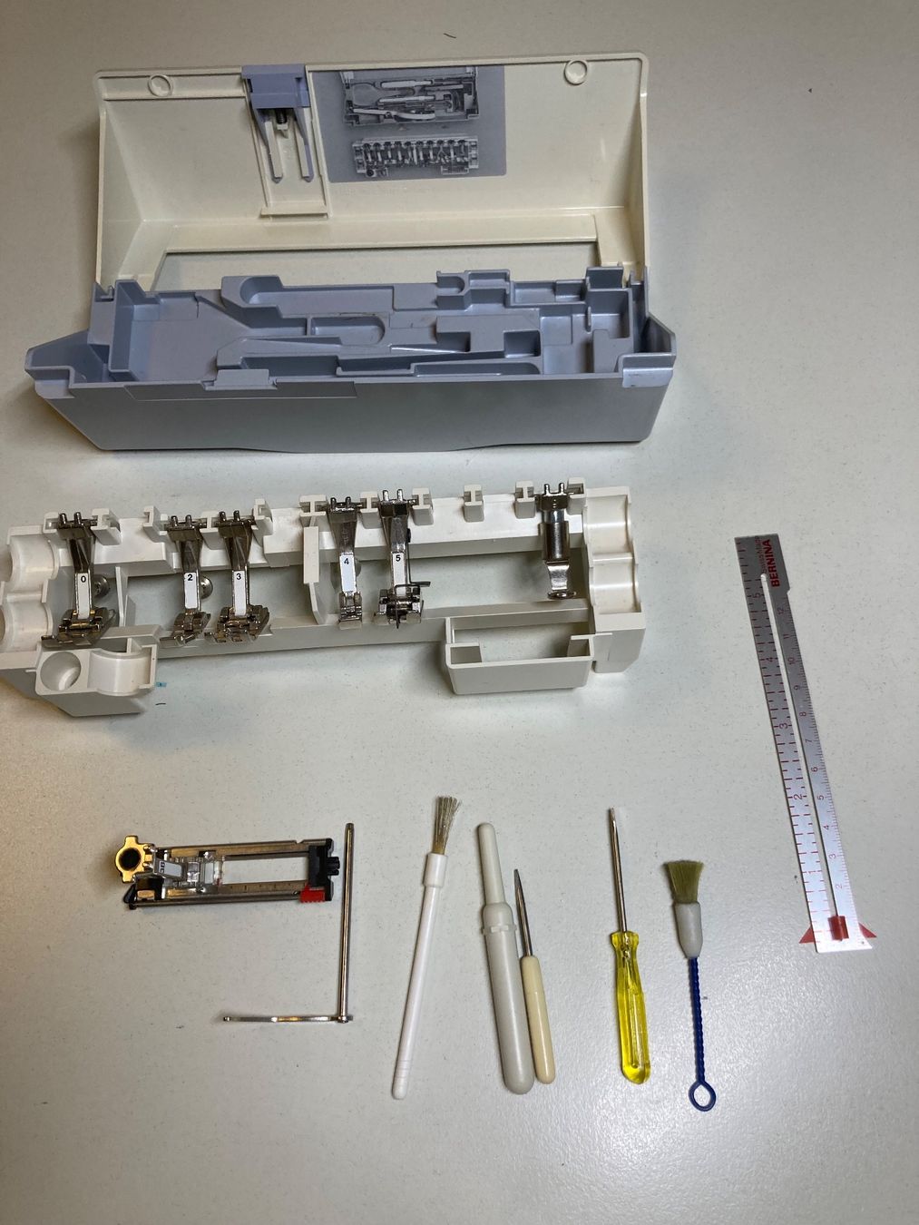 Bernina Macchine da cucire: Bernina 1020 – Usato da Zuchwil venduto da Pilat99 9