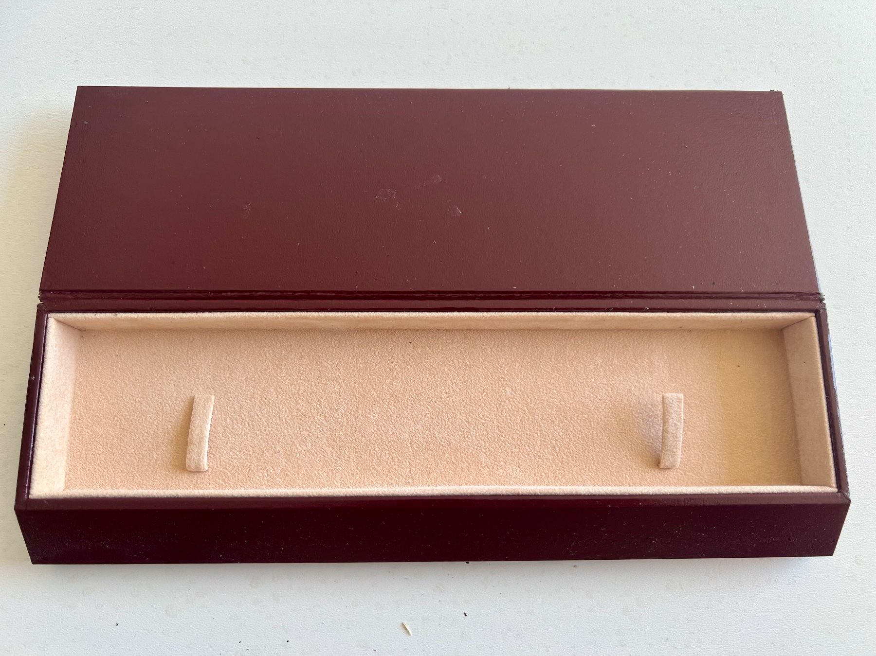 Longines Uhren: LONGINES vintage long burgundy box + original outerbox – Gebraucht aus Mont-sur-Lausanne von vmi_ym5l 4