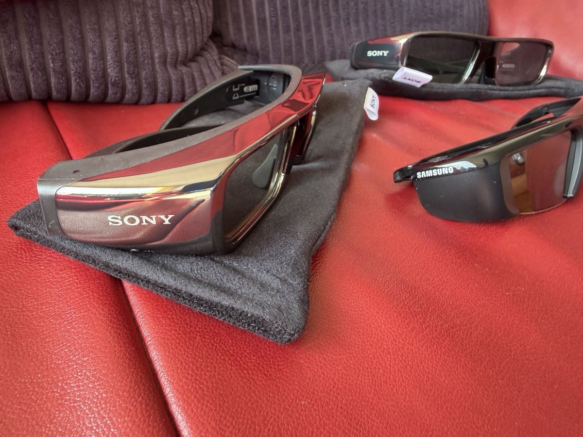 Sony Televisori: Sony 3D Brille + Samsung – Usato da Schlieren venduto da Kamacho 5