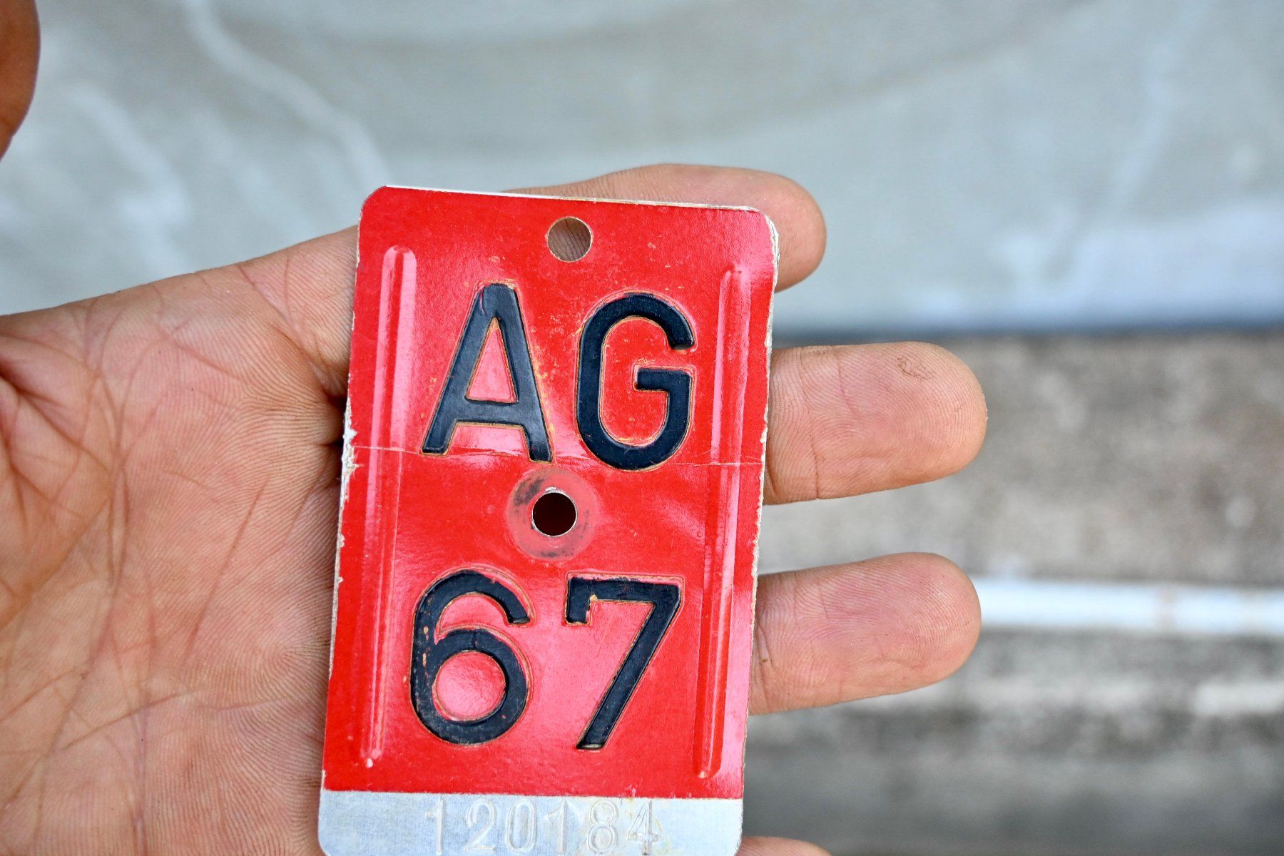 Schilder: Velonummer AG von 1967 - Aargau - AG 67 – Gebraucht aus Pfaffhausen von mono_rec 2
