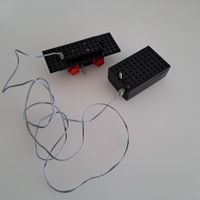LEGO Eisenbahn Motor 4.5V  Kabel, Anschluss ohne Fusskontakt