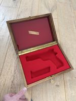 SIG P210 Pistole 49 originale Nussbaumschatulle