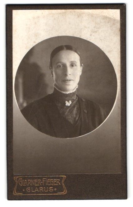 Fotografie & Manifesti: Fotografie Glarner-Fieger, Glarus, Elega – Usato da Berlin venduto da bartko-reher