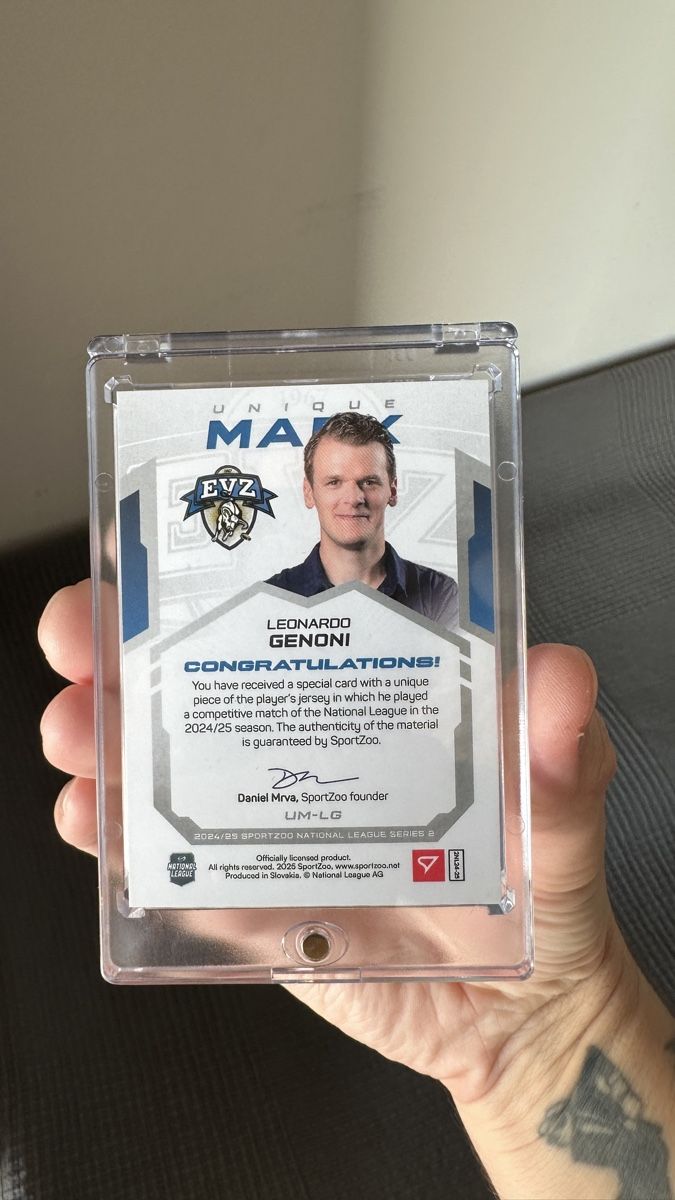 Sportzoo Carte collezionabili: Leonardo Genoni EVZ Patch Card 2/6 - Seltene – Nuovo (secondo la descrizione) da Schlieren venduto da NM_Nici 1