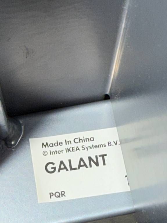 Schreibtische: IKEA Galant Schreibtisch – Gebraucht aus Zürich von danielbleyer 1