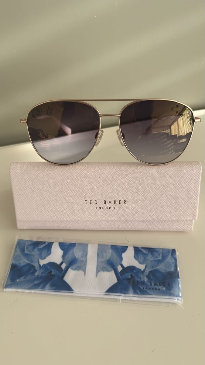Brillen & Gläser: Neue Ted Baker Aviator Sonnenbrille – Neu und originalverpackt aus Winterthur von -BeHappy24-