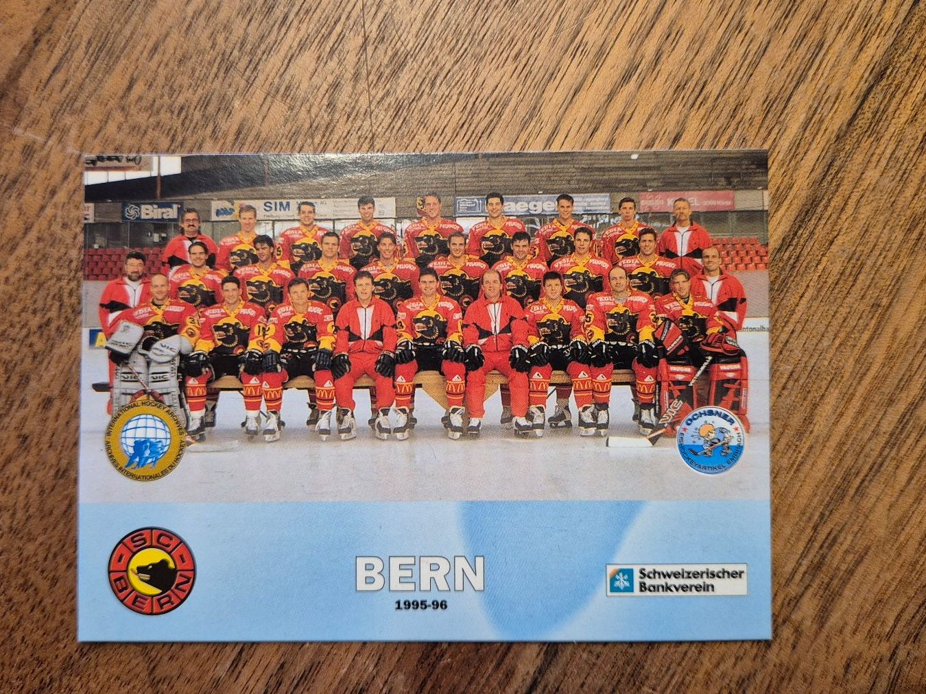 Carte collezionabili: Mannschaft SCB Saison 95/96 – Usato da Wasen im Emmental venduto da asstaehli
