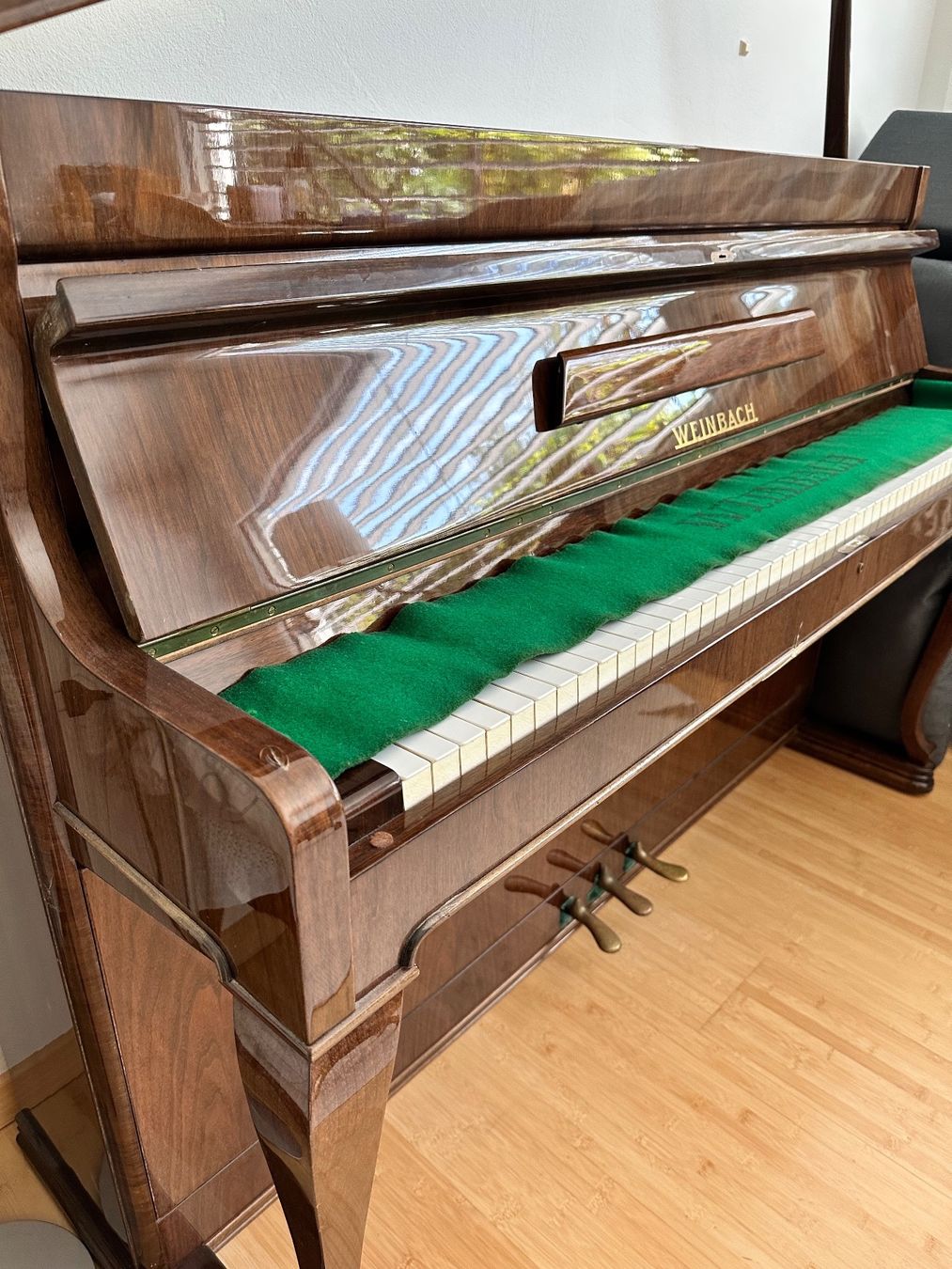 Strumenti musicali: Weinbach Klavier in Stäfa – Usato da Waedenswil venduto da Markfaris