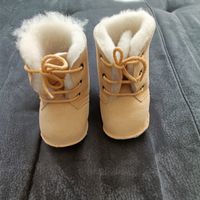 Babyschuhe Lammfell beige mit Schnürung 
