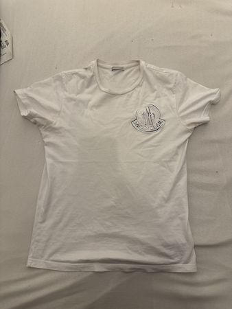 Moncler T shirt