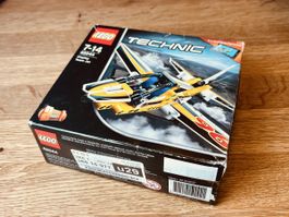 LEGO Technic „Düsenflugzeug“, Modell 42044