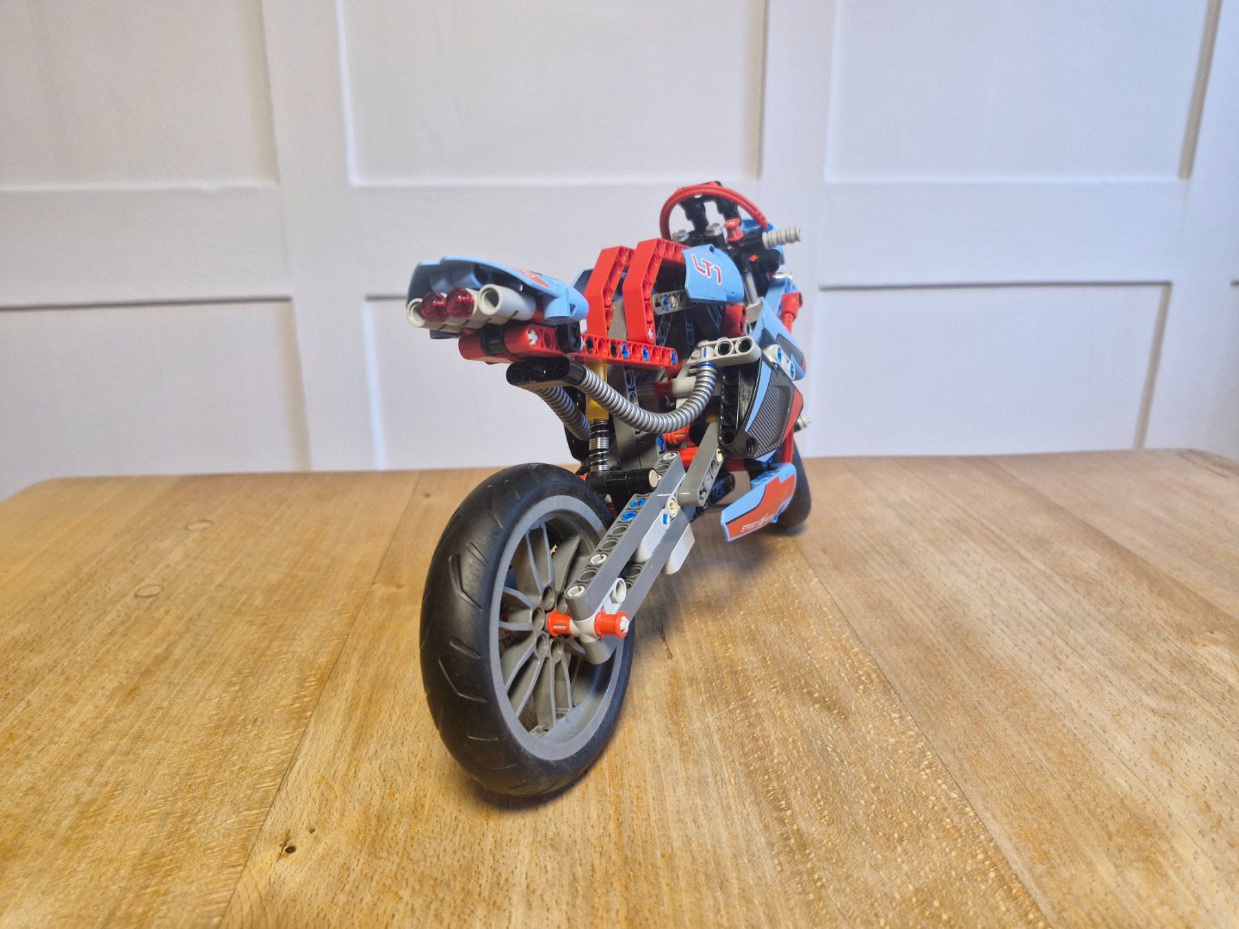 Lego Kit di costruzioni: Lego Technic 42036 Motorrad – Usato da Wiesendangen venduto da enbtracked 4