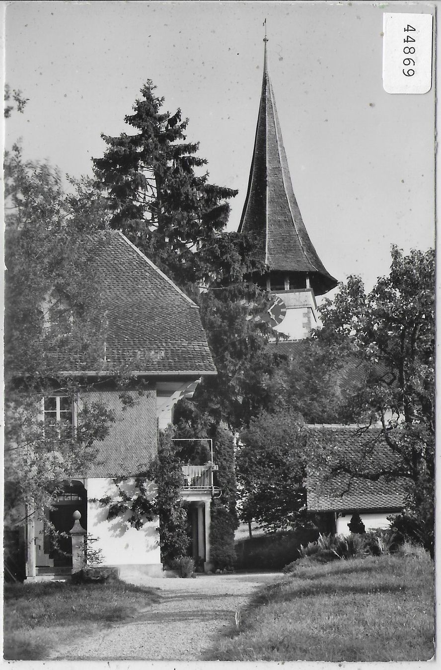 Cartoline postali: Aeschi - Kirche und Pfarrhaus - Photo: E. Gyger – Usato da Ettingen venduto da Kartenplanet