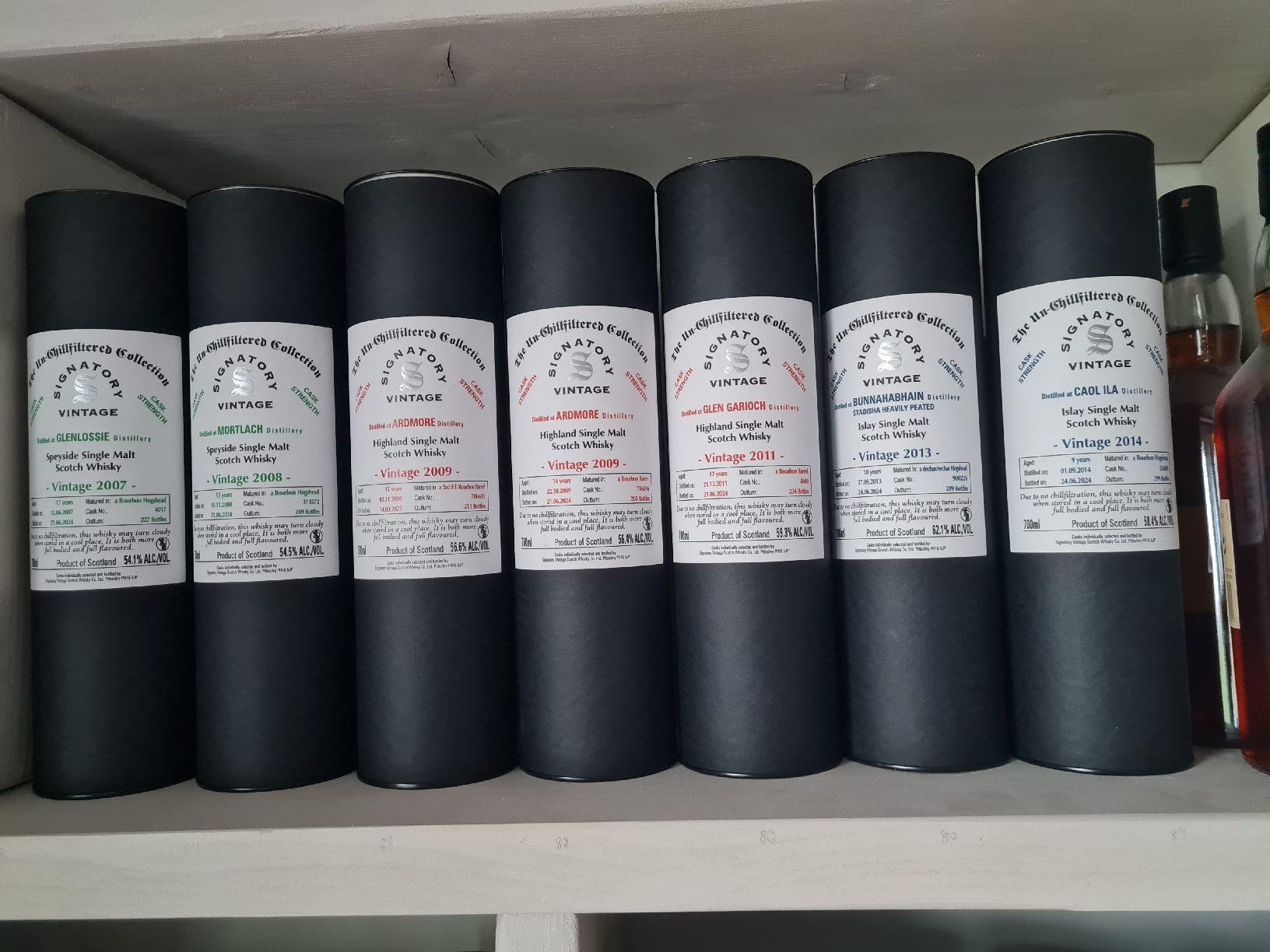 Bevande alcoliche: 14 Whiskys Signatory – Nuovo e nell'imballaggio originale da Matran venduto da kam_7k5k