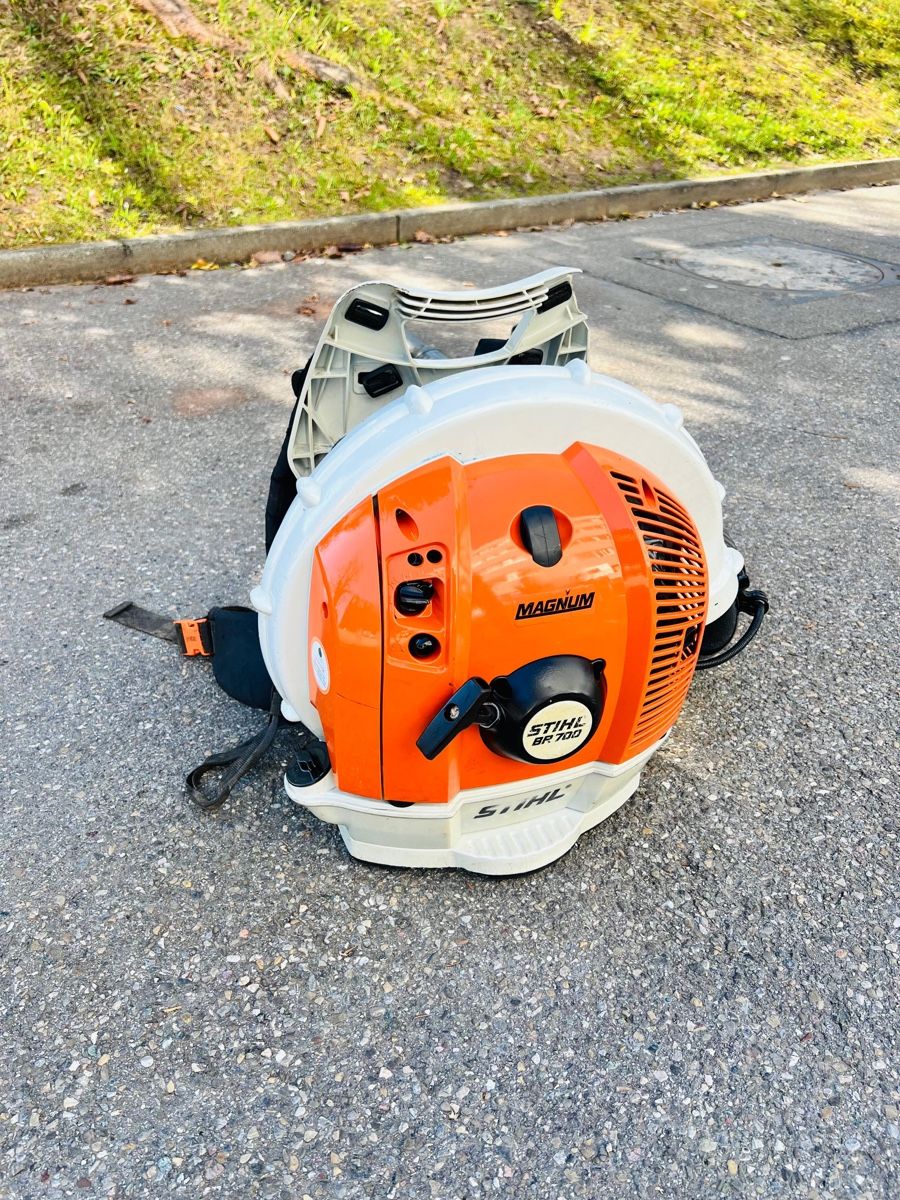 Stihl Laubbläser & Laubsauger: Laubbläser Stihl Br 700 – Gebraucht aus Urdorf von mas_5wfz 4