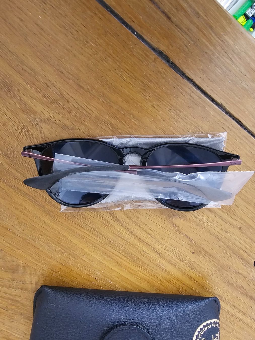 Ray-Ban Occhiali & Lenti: Ray-Ban Sonnenbrille Erika – Nuovo (secondo la descrizione) da Obergerlafingen venduto da Deluxepoint 5