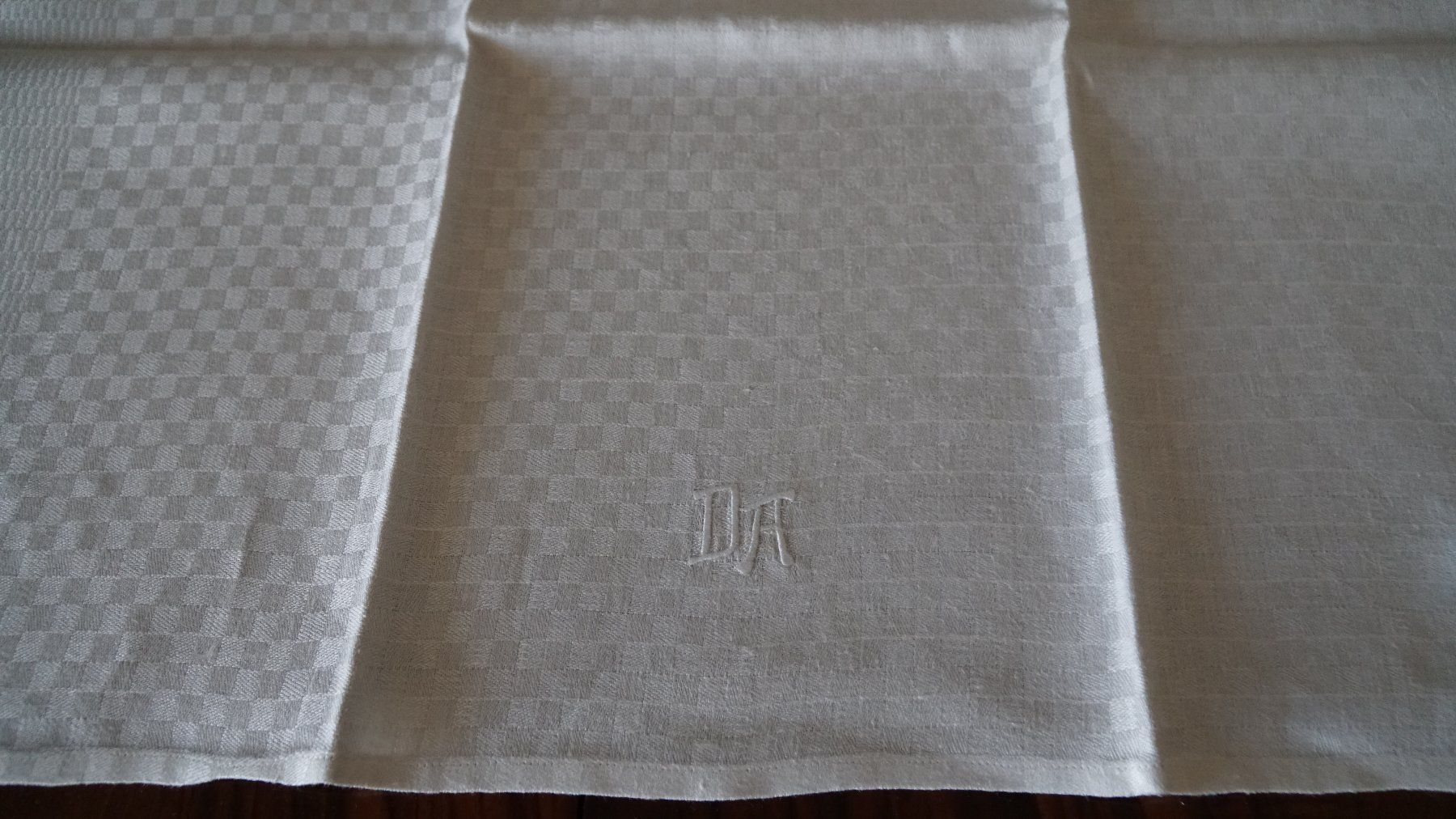 Strofinacci: Geschirrtücher Seidendamast Monogram – Nuovo (secondo la descrizione) da Bern venduto da Antikbatik 4