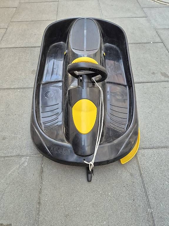 Slitta: luge avec volant – Usato da Roche VD venduto da dqu_b9gz 1