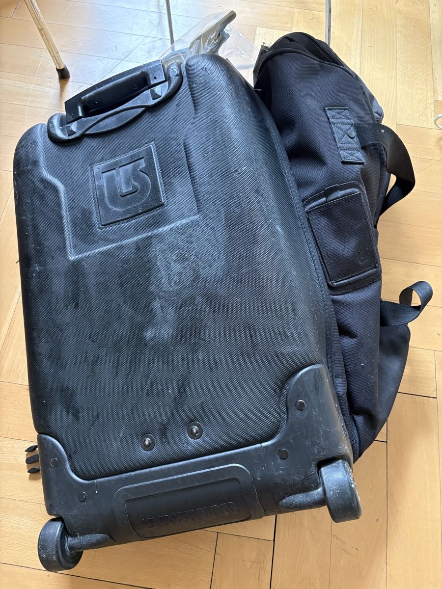 Burton Reisekoffer: Rollkoffer Burton – Gebraucht aus Zürich von ea_so8p 2