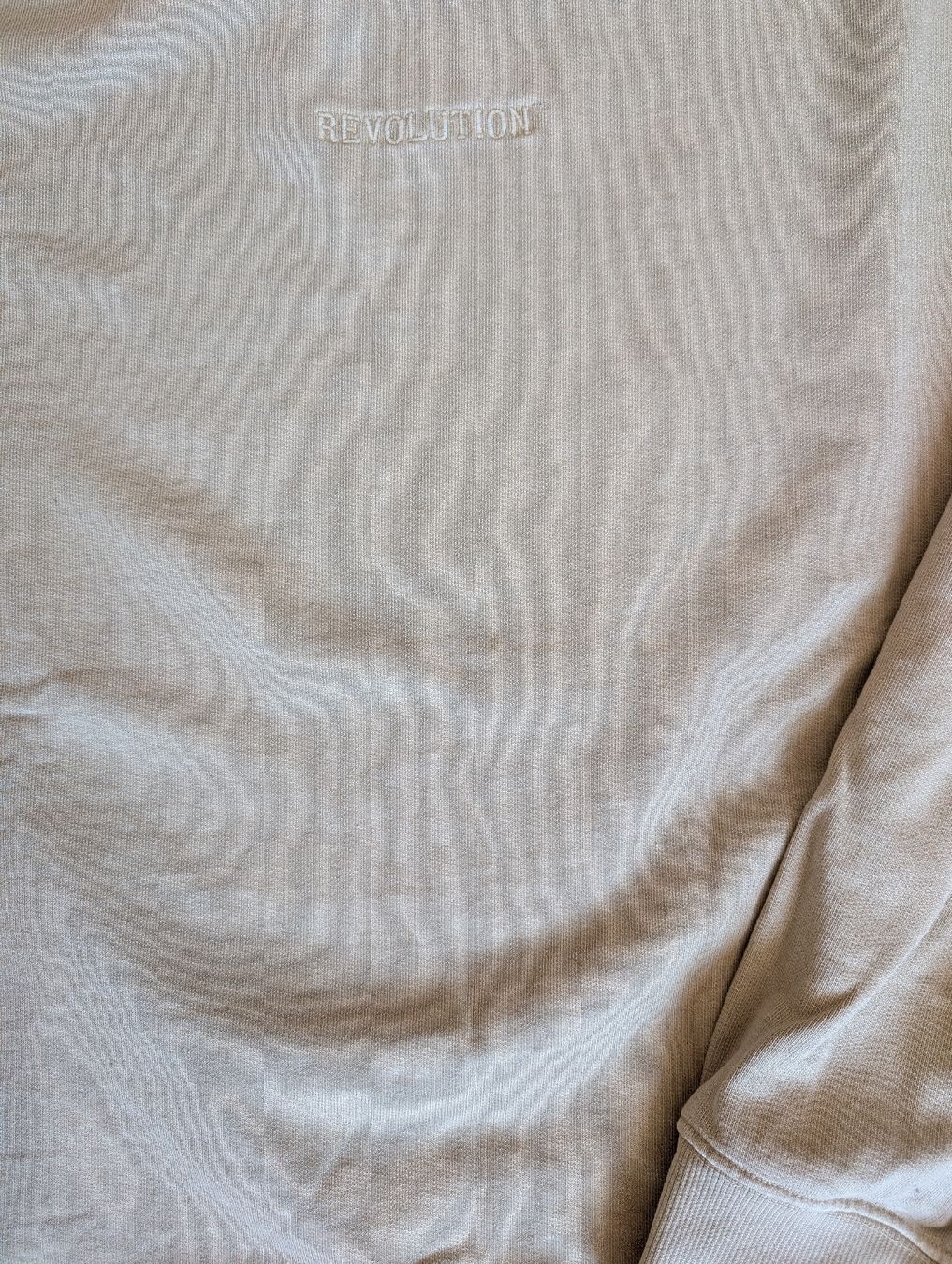 Pullover & Sweatshirts: Revolution Sweatshirt, beige, Grösse M Oversize Schnitt – Gebraucht aus Zürich von Hedkandi 4
