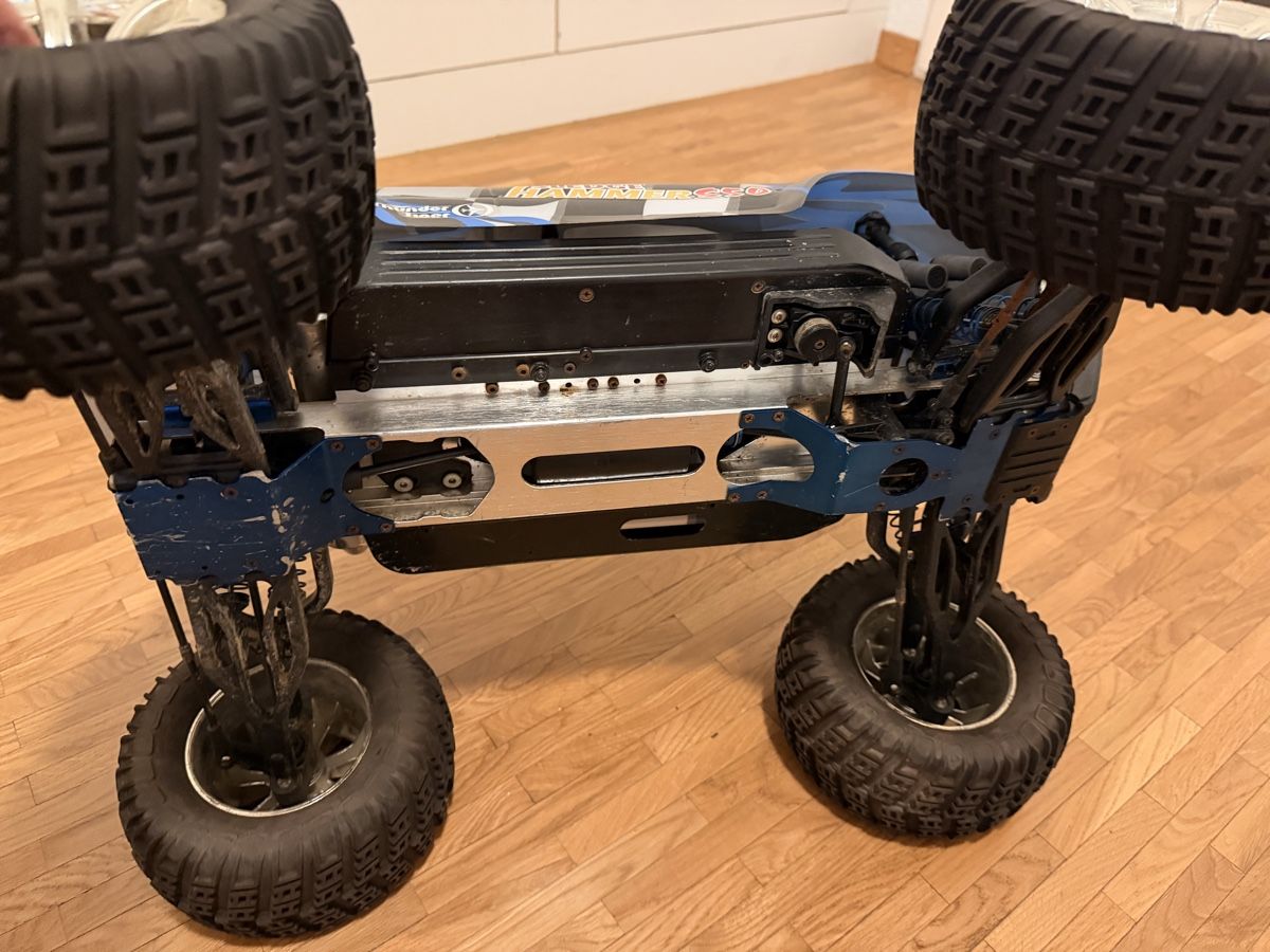 Traxxas RC Modellbau: RC Monster Truck Sledge Hammer SS0 Nitro – Gebraucht aus Zürich von Gadgets2020 9