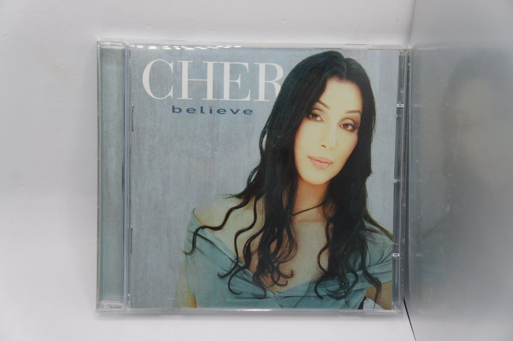CDs: 2 CD Cher - Believe + 3 Track Single Maxi CD Believe – Gebraucht aus Ernetschwil von luisvonerni 1