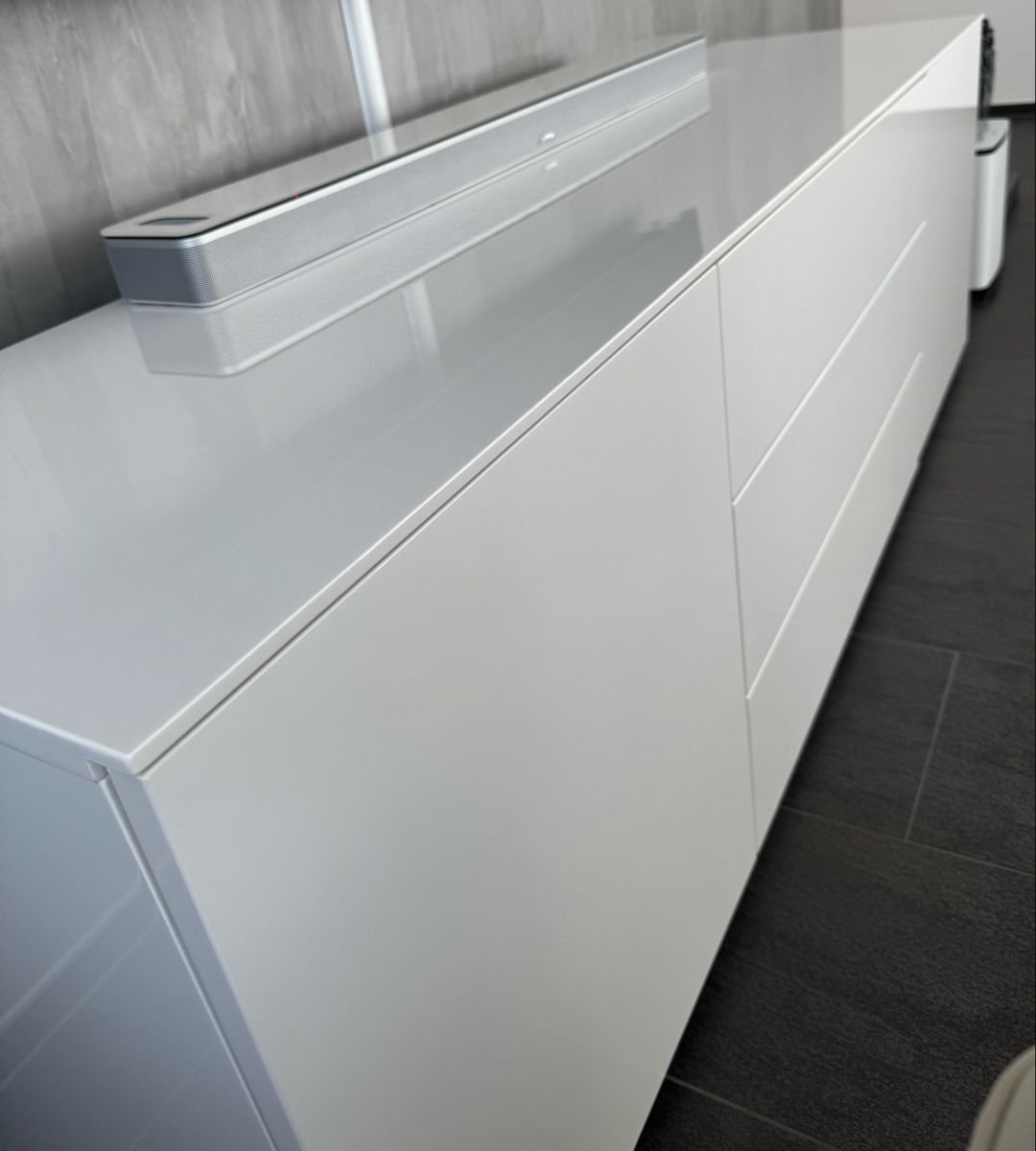 Pfister Mobili TV: Weisses Sideboard – Nuovo (secondo la descrizione) da Märstetten venduto da JonuzM