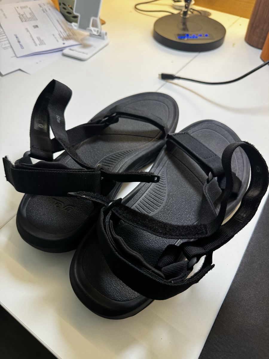 Teva Chaussures hommes: Teva Hurricane XLT2 – Neuf (Voir description) à Kloten par Karolina7
