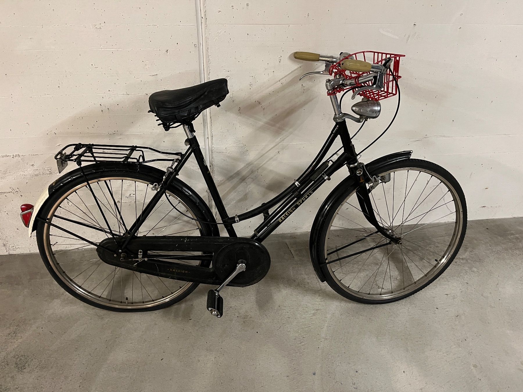 Raleigh Biciclette: damenfahrrad vintage – Usato da oberrieden venduto da pre_yx2h 1