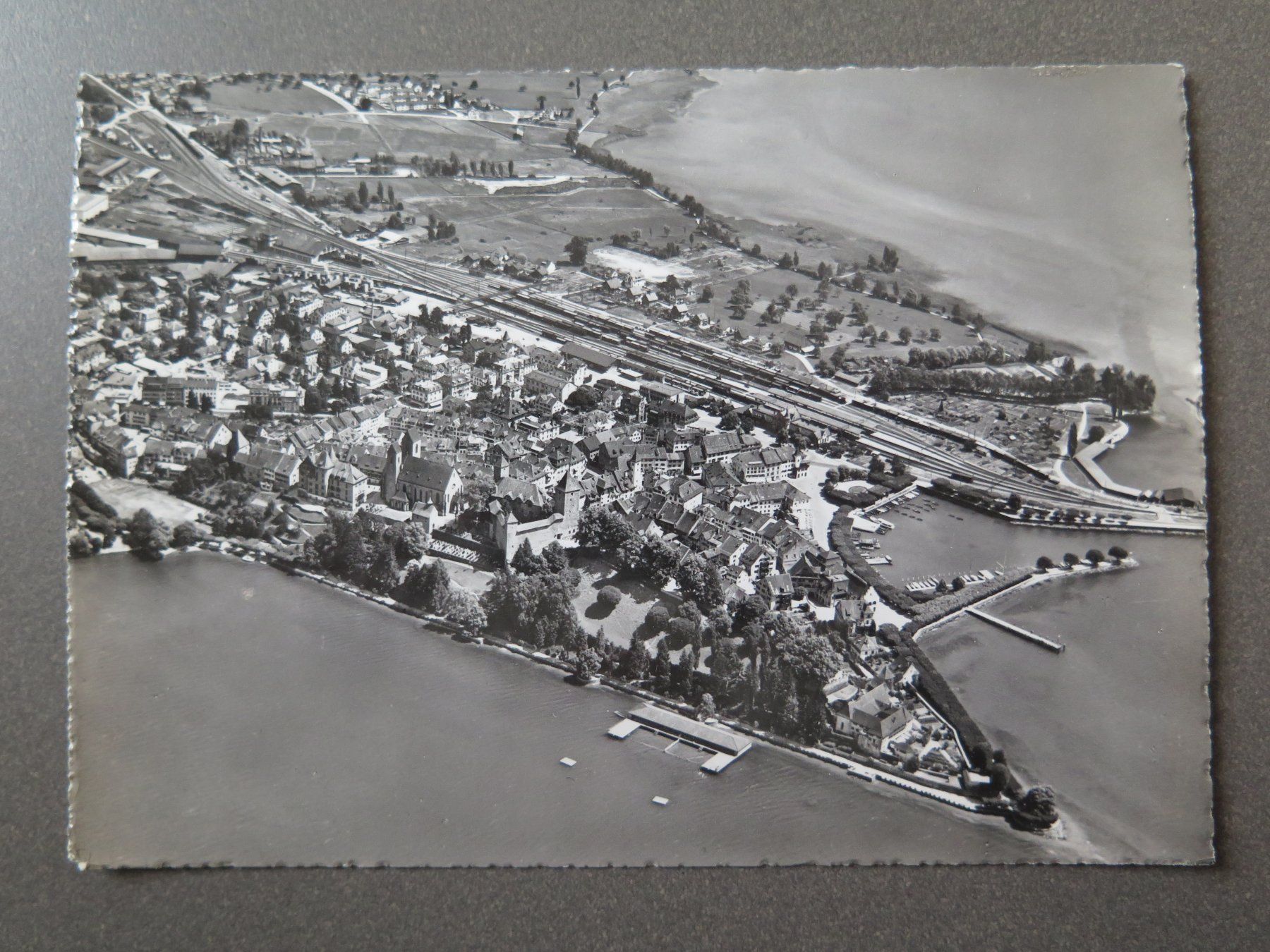 Cartoline postali: RAPPERSWIL - FLUGAUFNAHME – Usato da Wittenbach venduto da lipasal