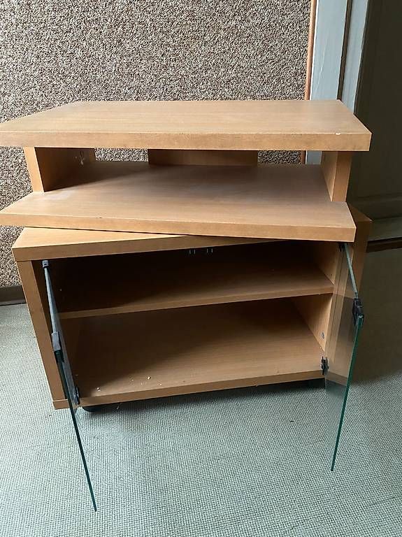 TV Möbel: TV Möbel – Gebraucht aus Niederbipp von cla_ynv9 1