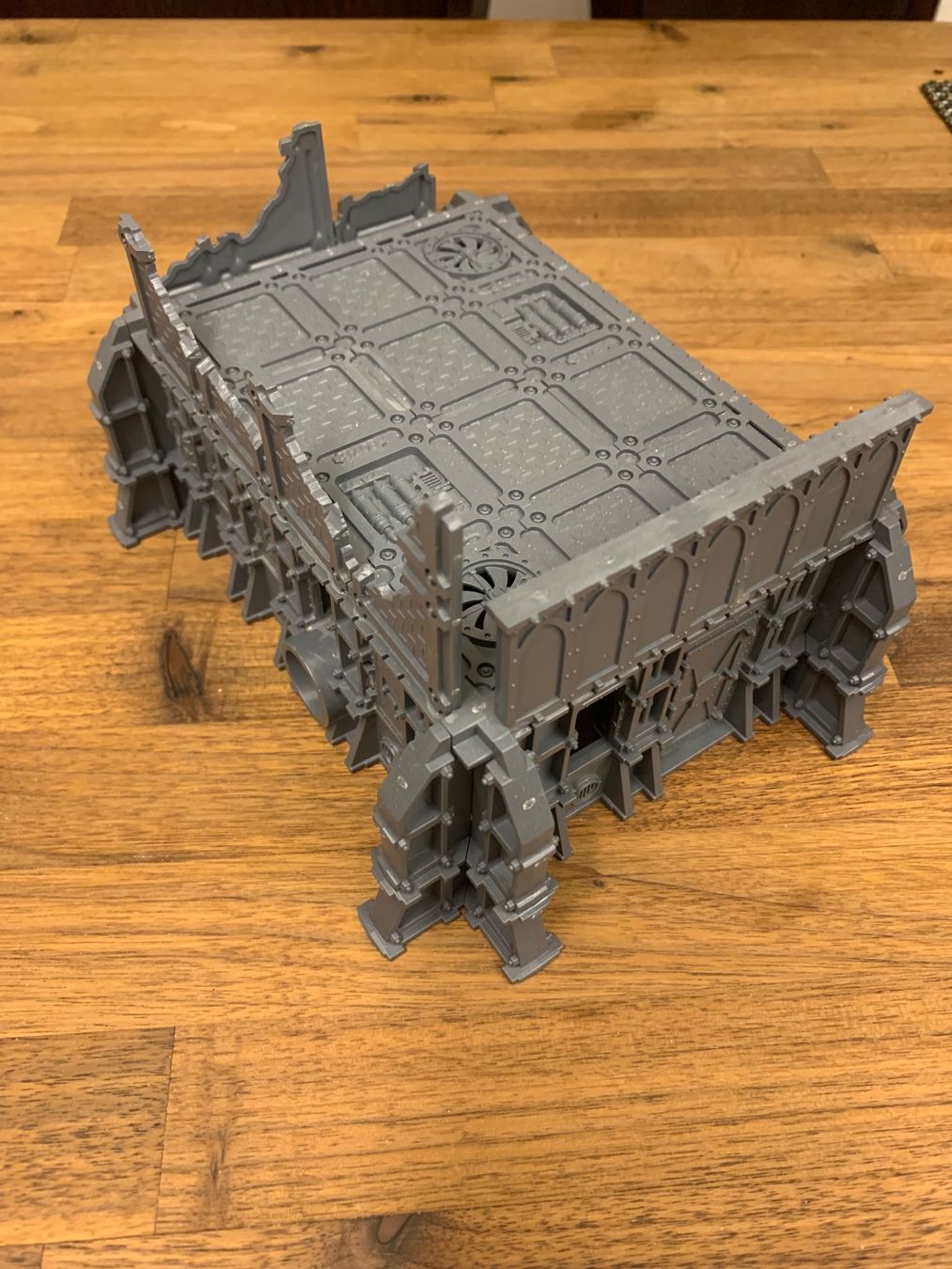 Statuette: Warhammer 40000 imperialer Bunker – Usato da Winterthur venduto da Compiorg 2