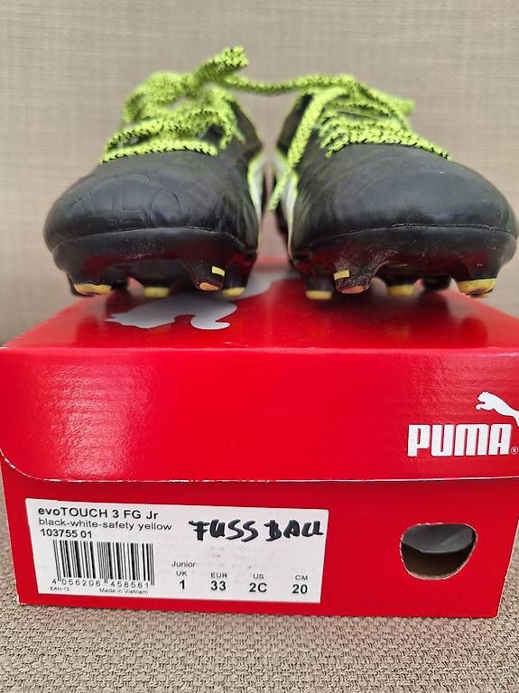 Chaussures garçon: Fussballschuhe Puma Gr. 33 – D'occasion à Chur par weinher 3